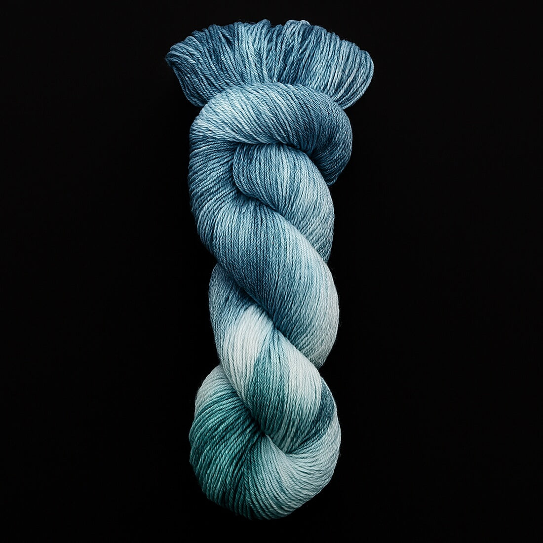 Sockenwolle LUXUS 22 "EISMEER" | 4-fädig | 100g | handgefärbt | B218