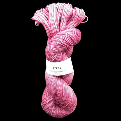 Sockenwolle LUXUS 22 "BEERE" | 4-fädig | 100g | handgefärbt | B210