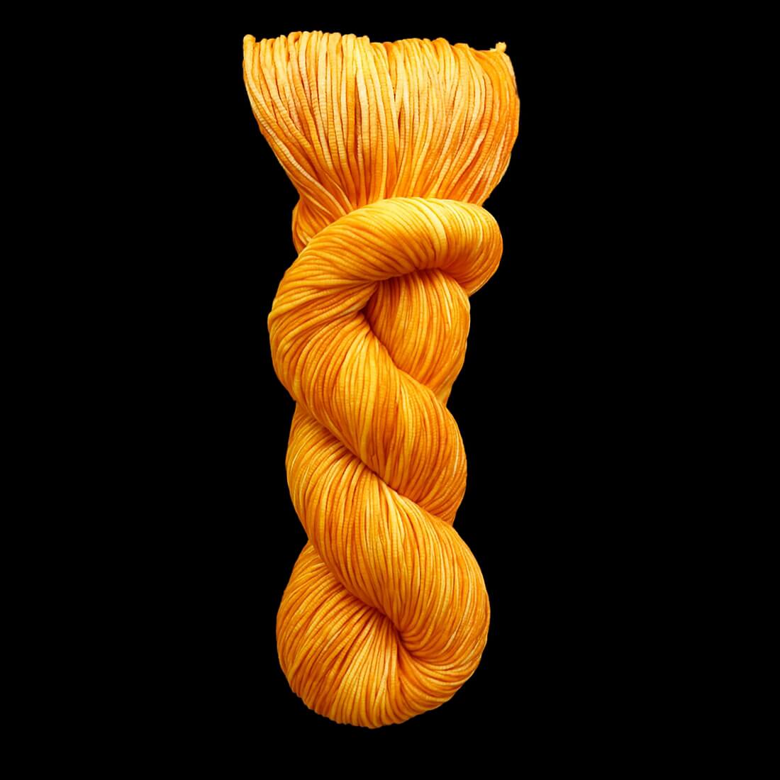Sockenwolle LUXUS 22 "GOLDENE GLUT" | 4-fädig | 100g | handgefärbt | B227